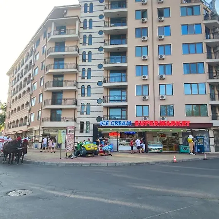 Apartman Esperanto 403 Large Sunny Napospart