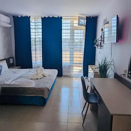 Esperanto 403 Large Sunny Apartman *