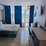 Esperanto 403 Large Sunny Apartman *